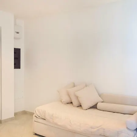 Apt. 4 * Cirella